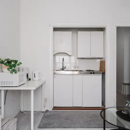 Comfy In Helsinki, Location! Apartman